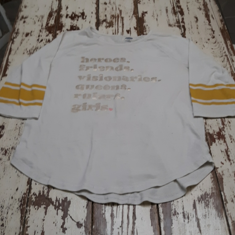 Girls quarter sleeve shirt